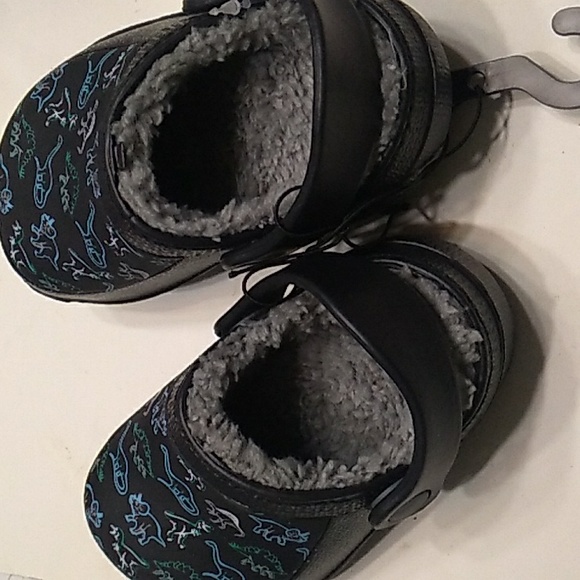 Toddler Boys Dinosaur Croc slip on sandals - Picture 2 of 6